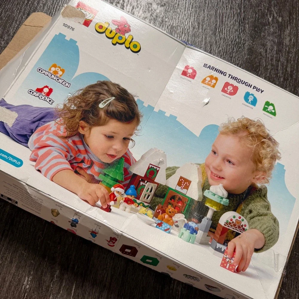 LEGO Duplo Santa's Gingerbread House Kids Multicolor Building Set Missing People